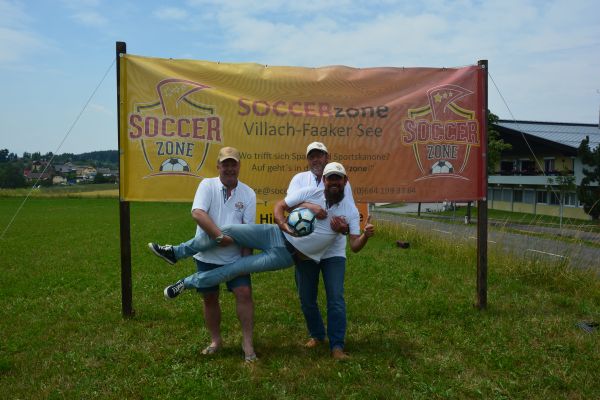 SOCCERzone Bild Team